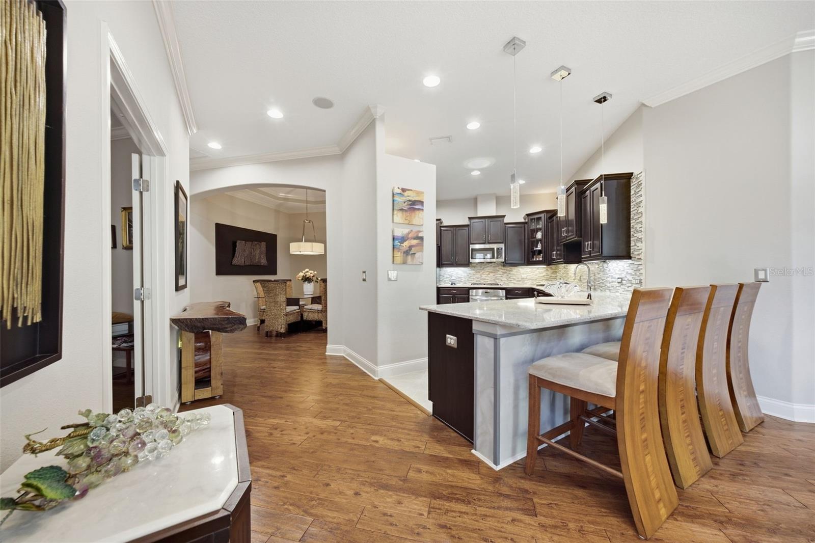 2912 DEVONOAK BLVD — photo 10