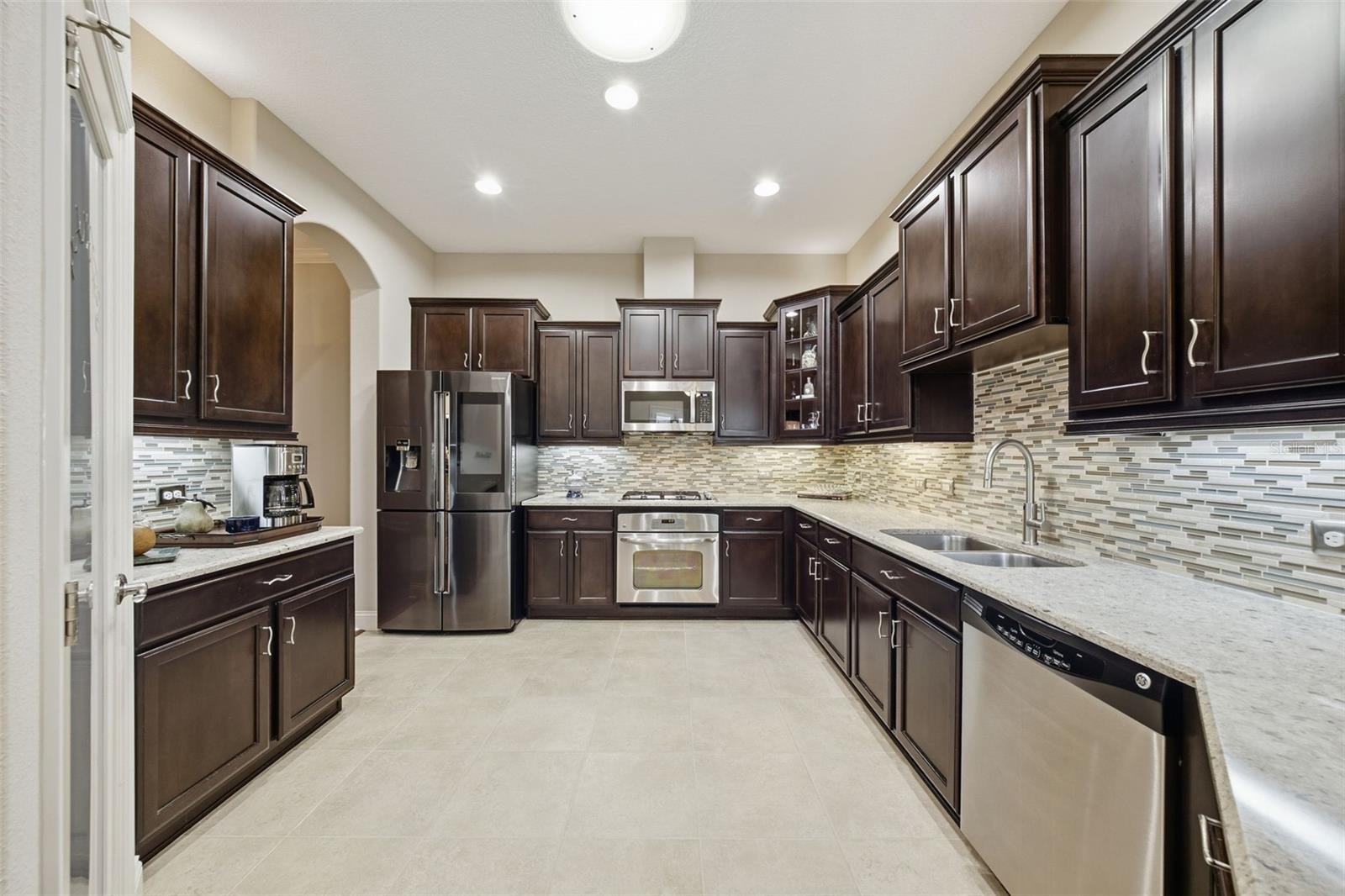 2912 DEVONOAK BLVD — photo 14