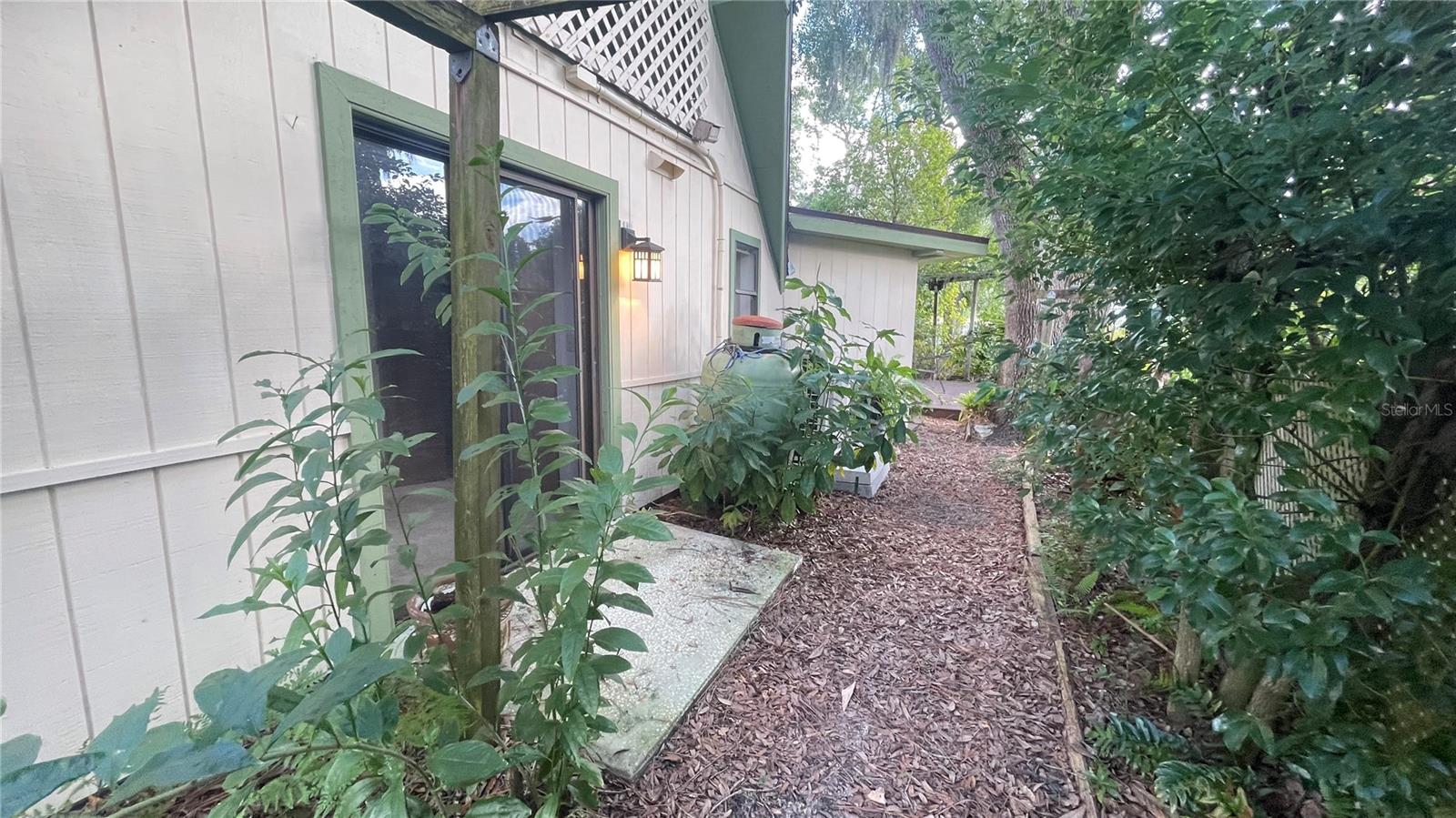 21004 NEGRIL CT — photo 54