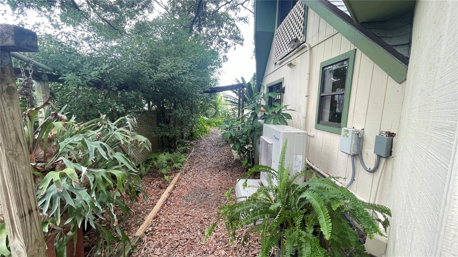 21004 NEGRIL CT — photo 57