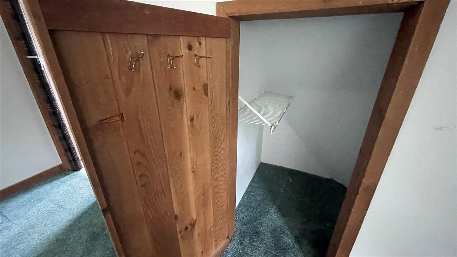21004 NEGRIL CT — photo 32