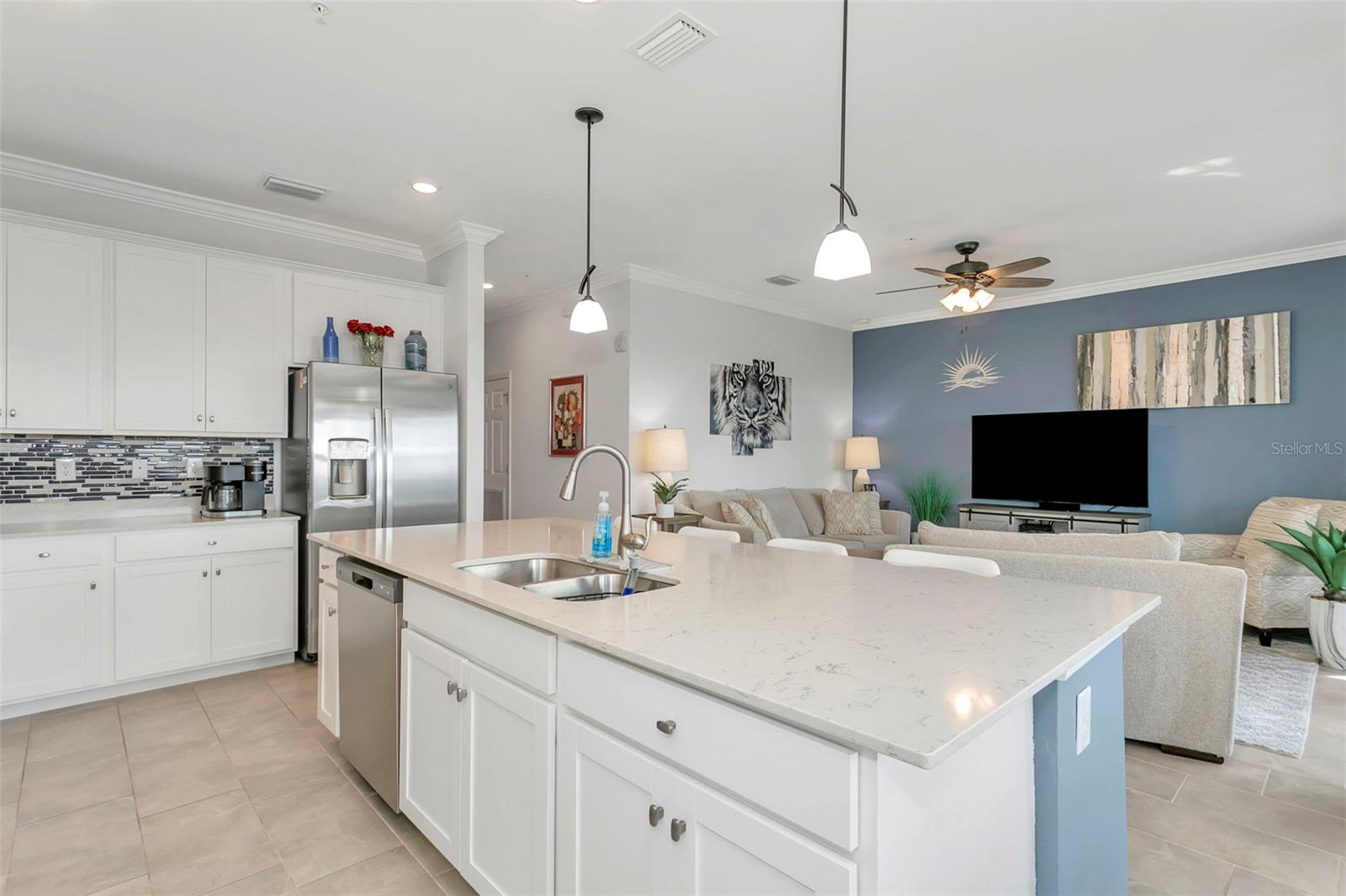 18028 GAWTHROP DR #402 — photo 23