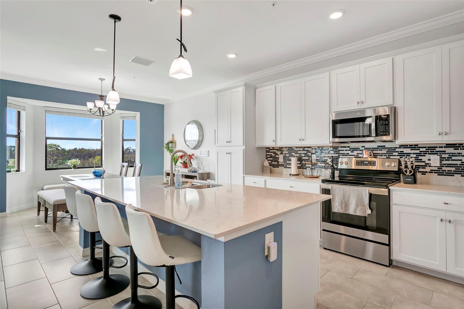 18028 GAWTHROP DR #402 — photo 19