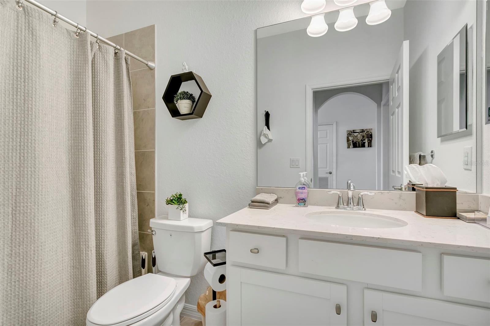 18028 GAWTHROP DR #402 — photo 15