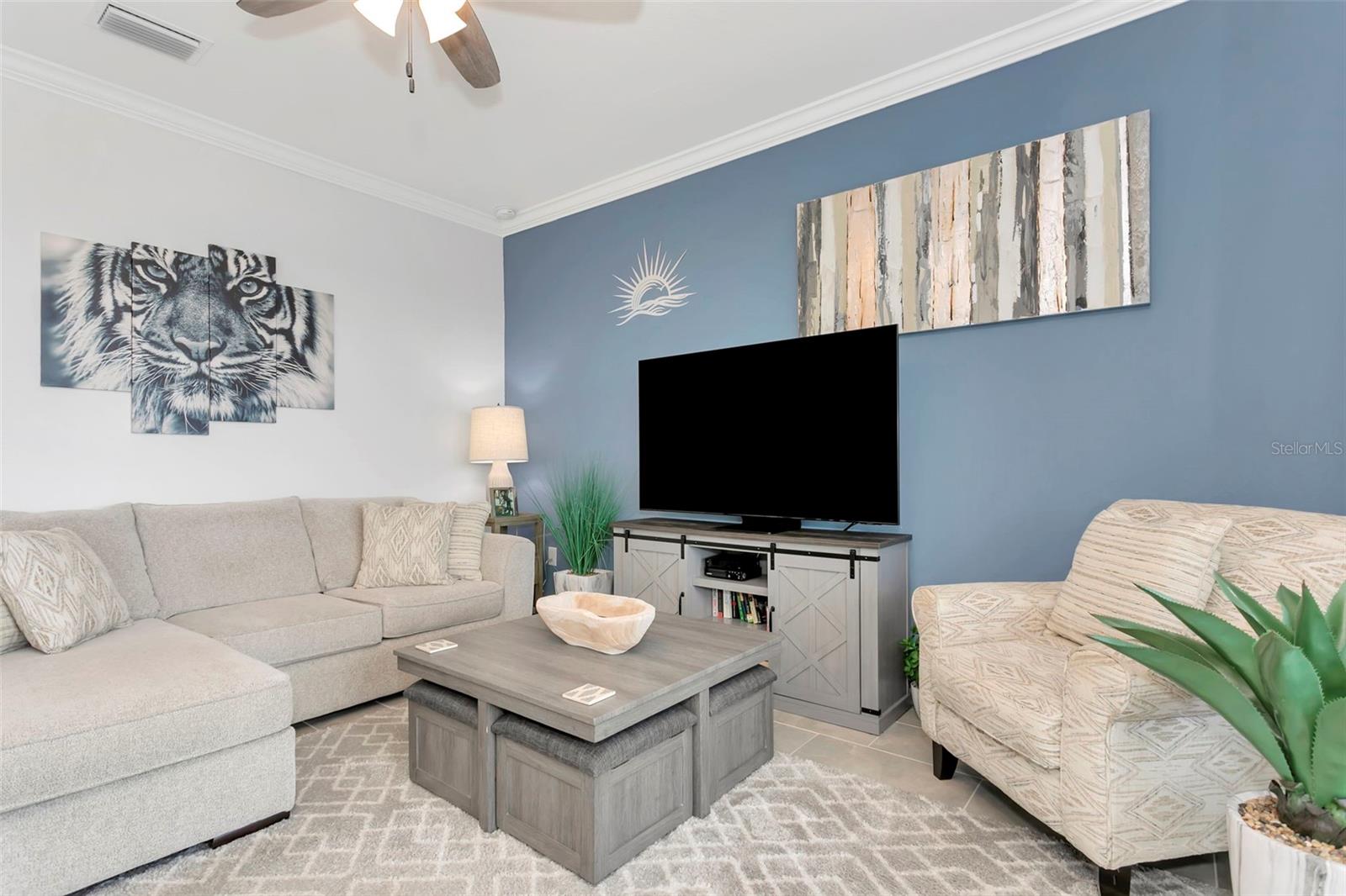 18028 GAWTHROP DR #402 — photo 25