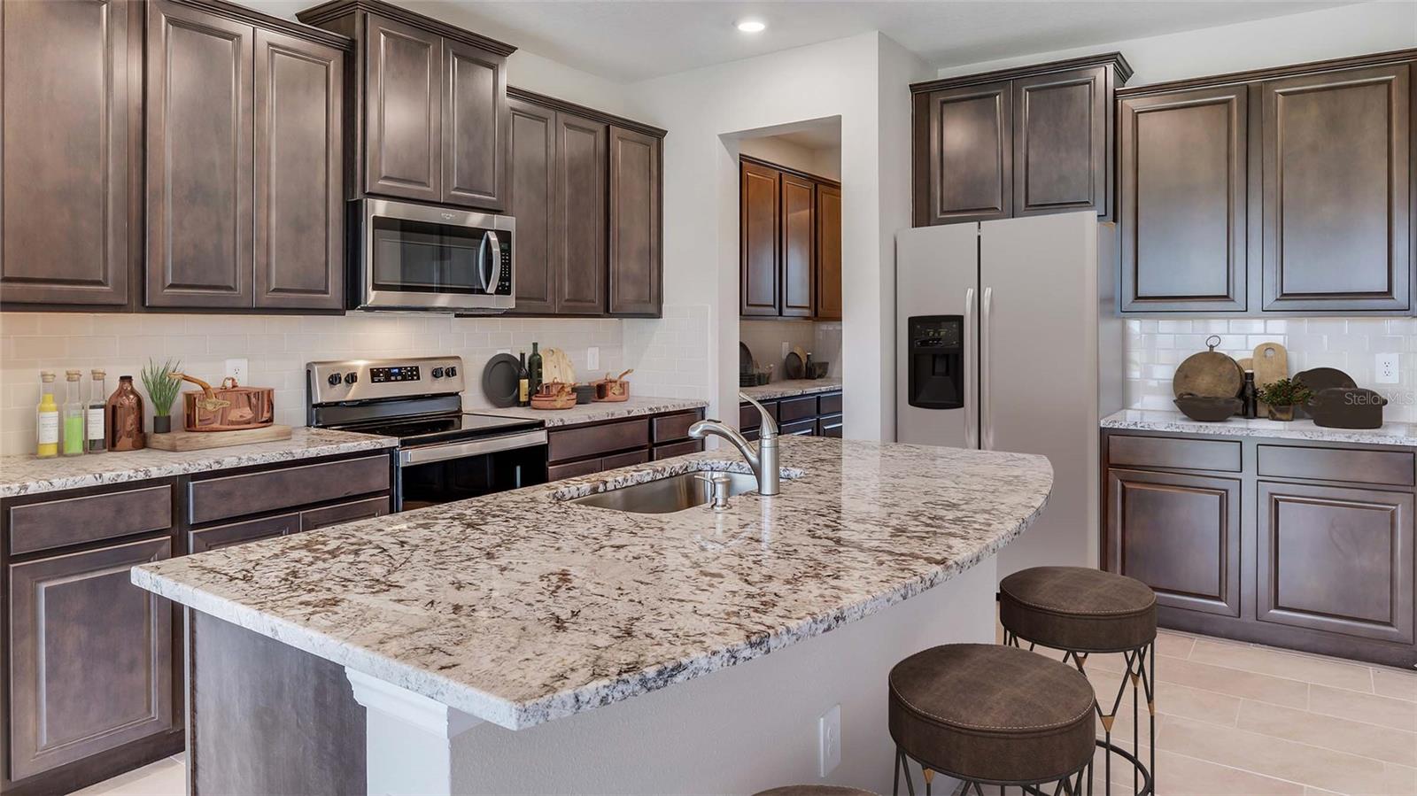 4407 HIDDEN FARM DR — photo 4