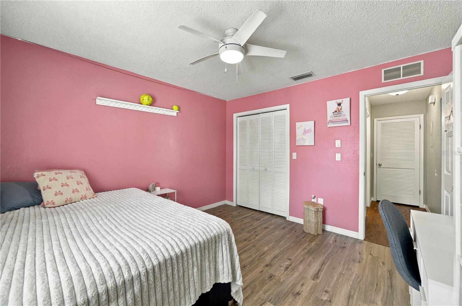 2245 ALDEN LN #F — photo 17
