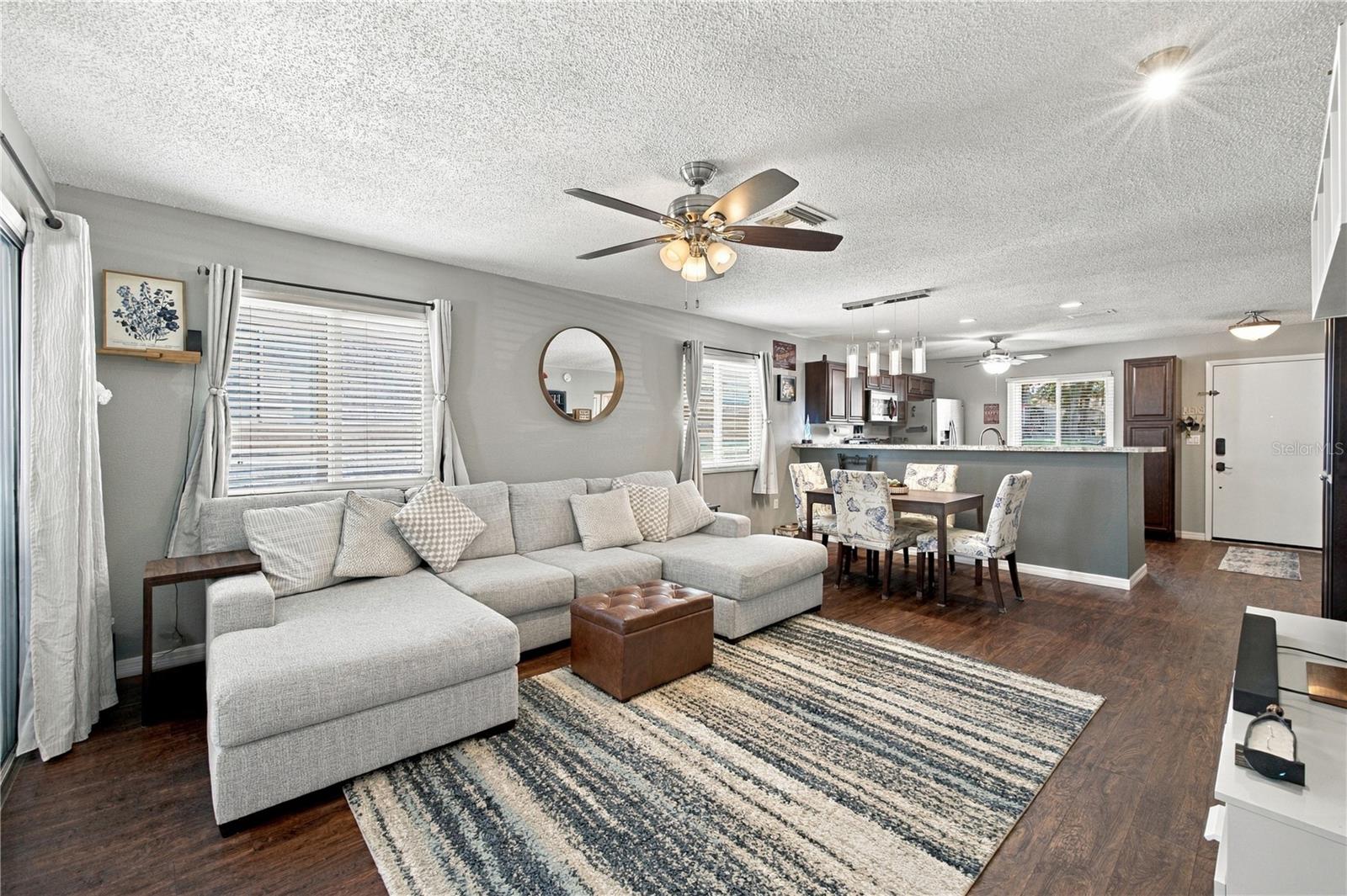 2245 ALDEN LN #F — photo 4