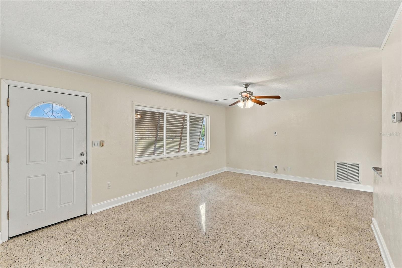10473 CIRIMOYA LN — photo 5