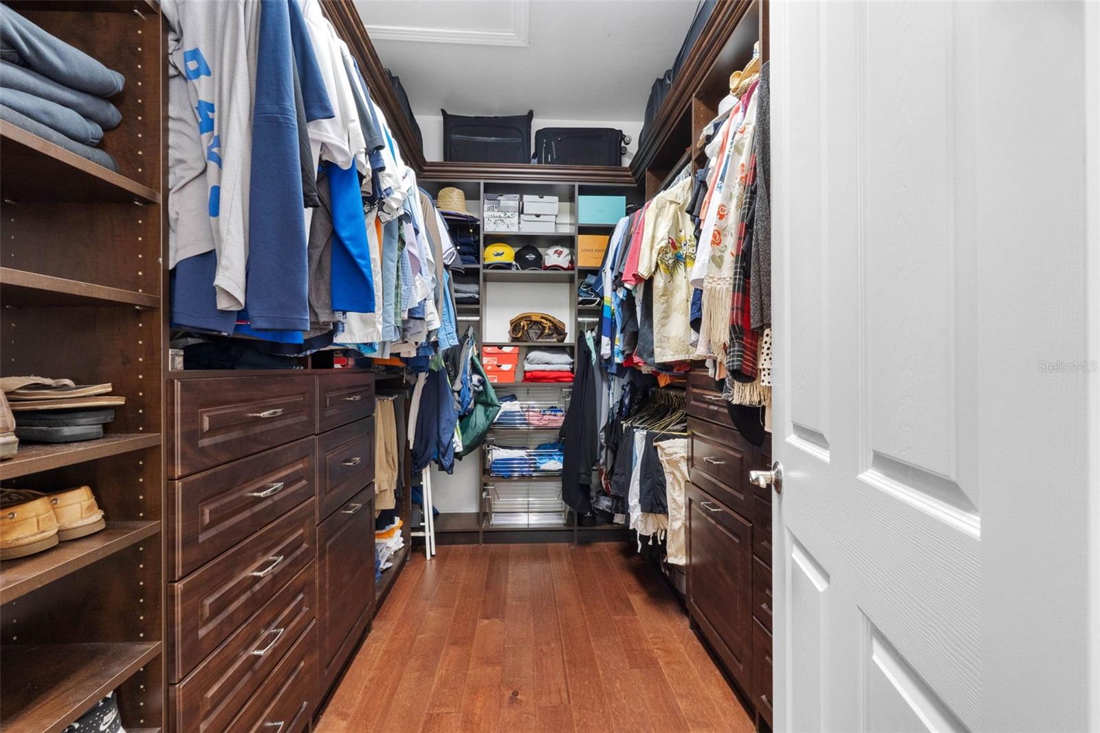 6101 YEATS MANOR DR — photo 28