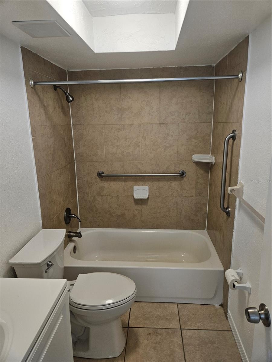 4316 CEDAR GROVE ST — photo 6
