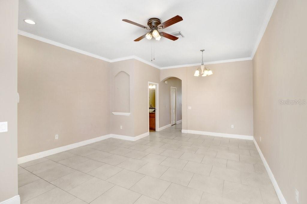 12635 KINGS CROSSING DR — photo 4