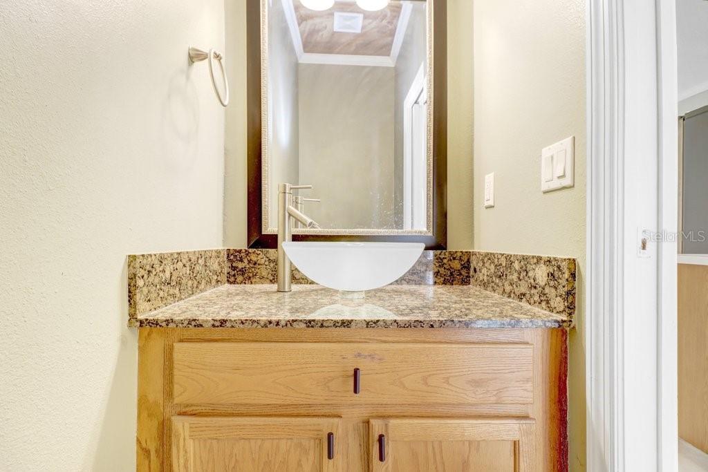 12635 KINGS CROSSING DR — photo 12