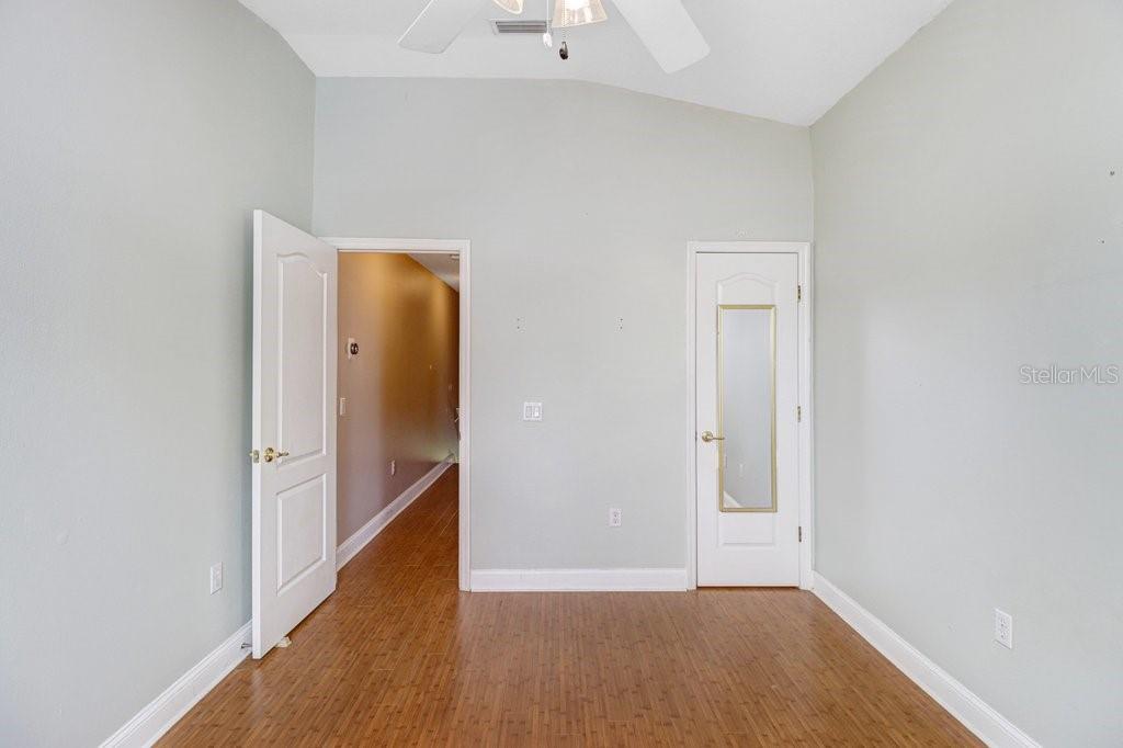 12635 KINGS CROSSING DR — photo 18