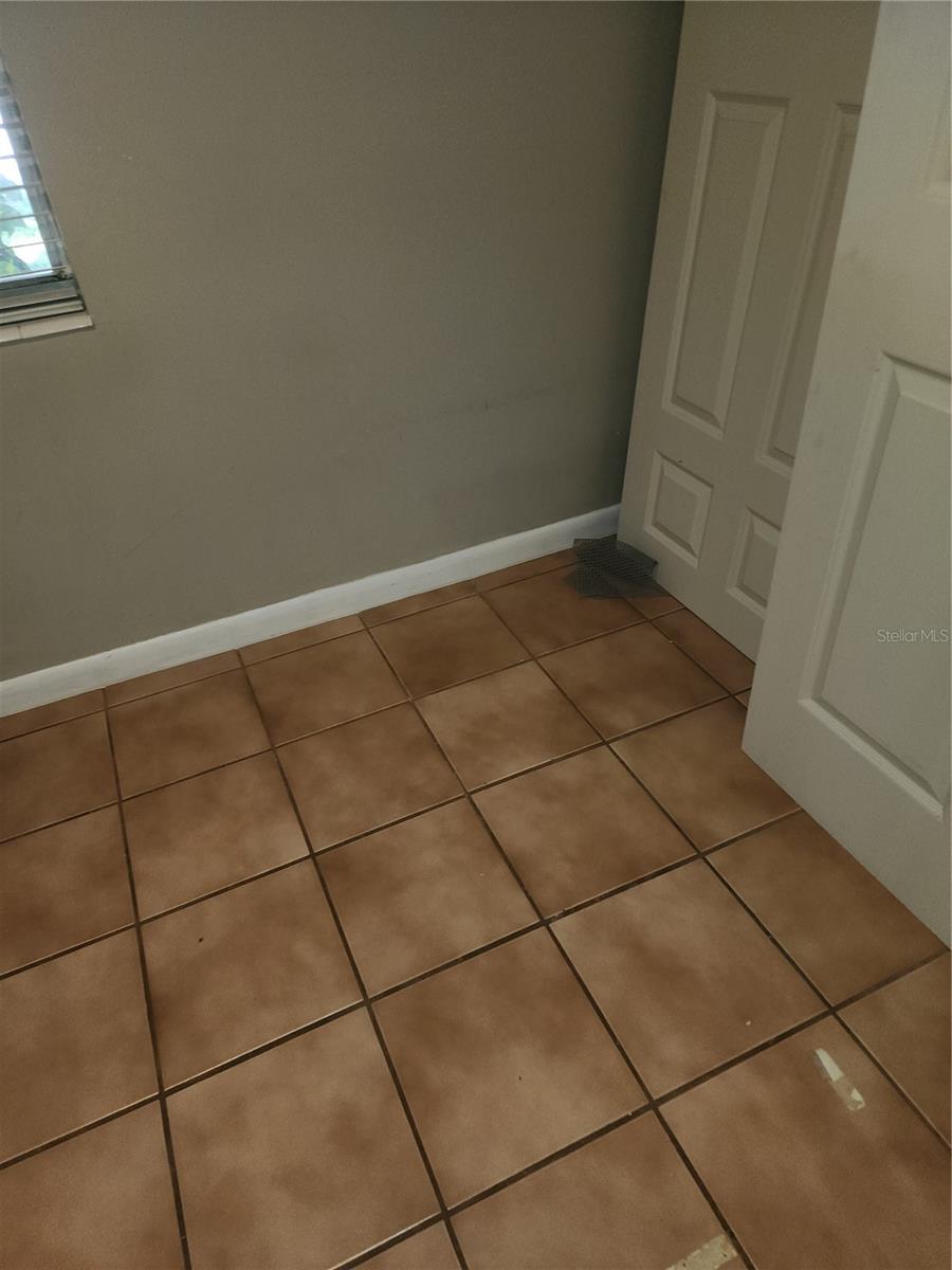 2501 IRENE ST — photo 23