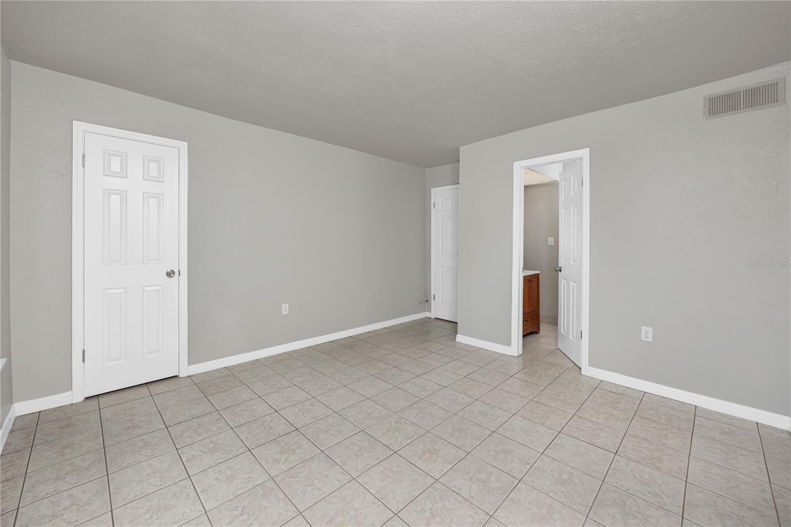 3775 40TH LN S #E — photo 27