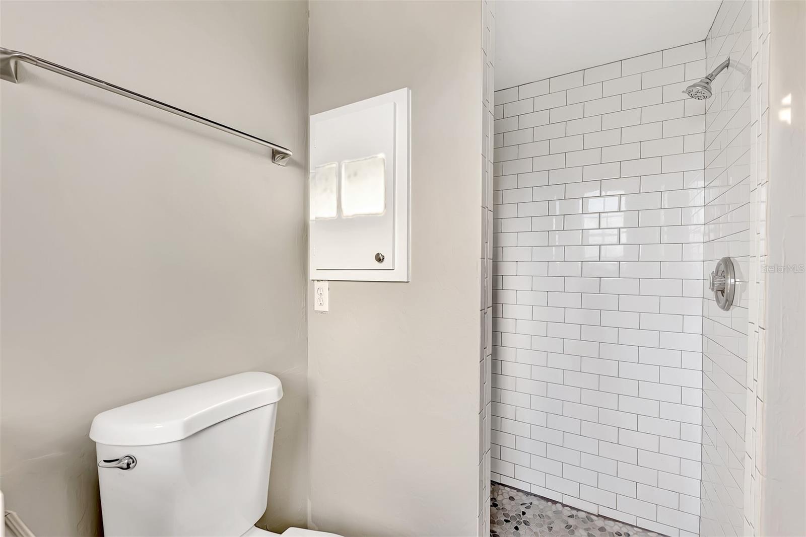 2382 ROSE ST — photo 30