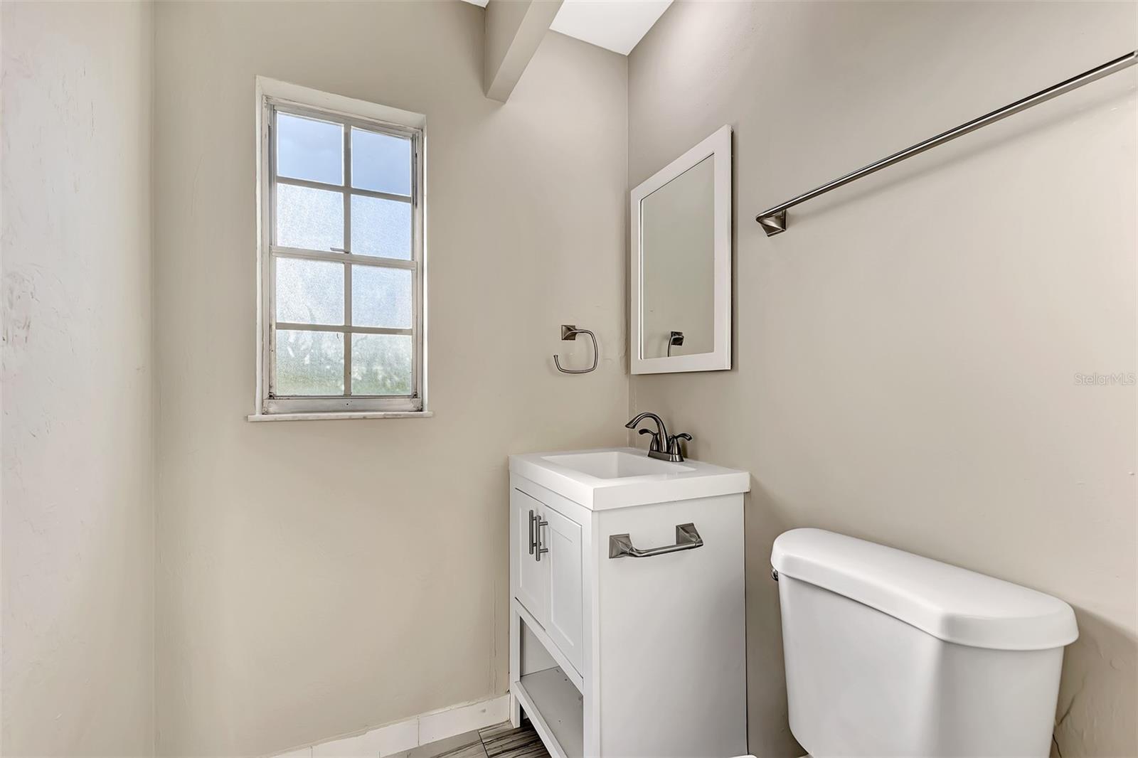 2382 ROSE ST — photo 29