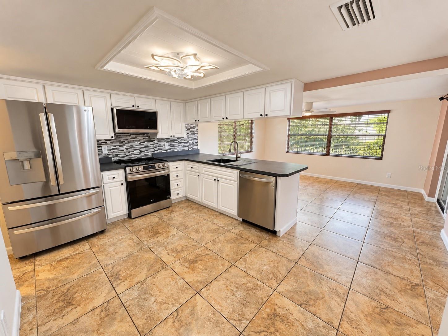 7225 ISLE DR — photo 10