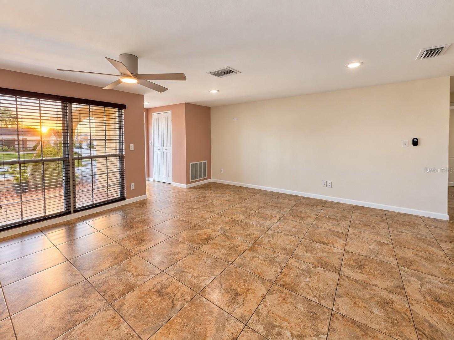 7225 ISLE DR — photo 7