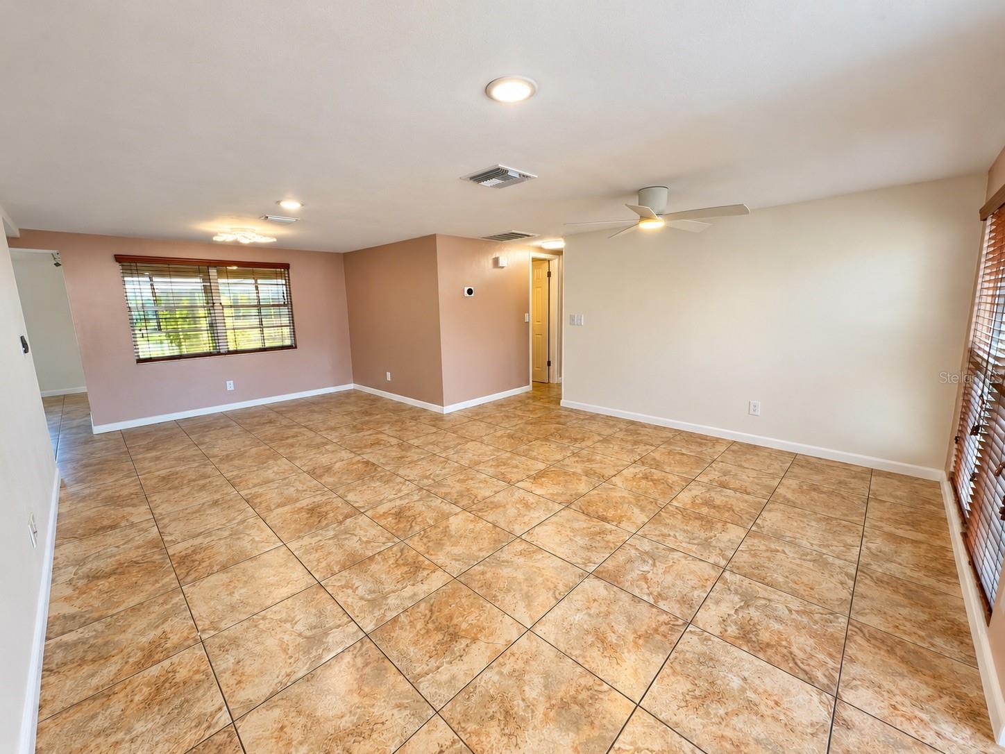 7225 ISLE DR — photo 6