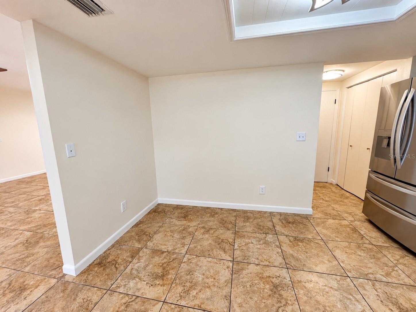 7225 ISLE DR — photo 11