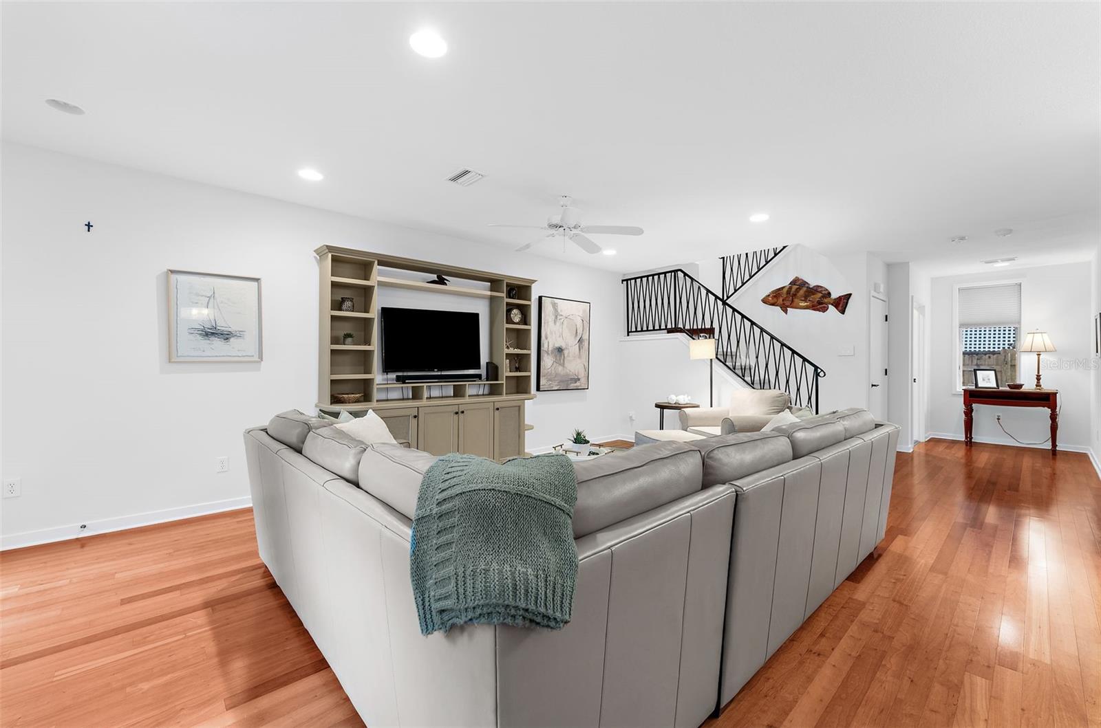 1685 LAUREL ST #4 — photo 12