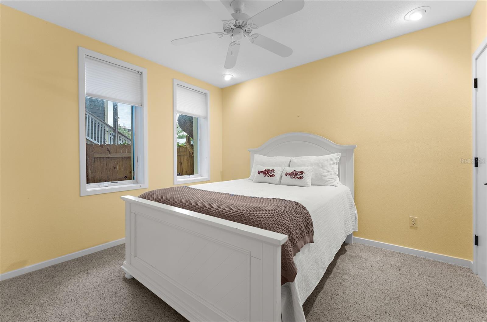 1685 LAUREL ST #4 — photo 15