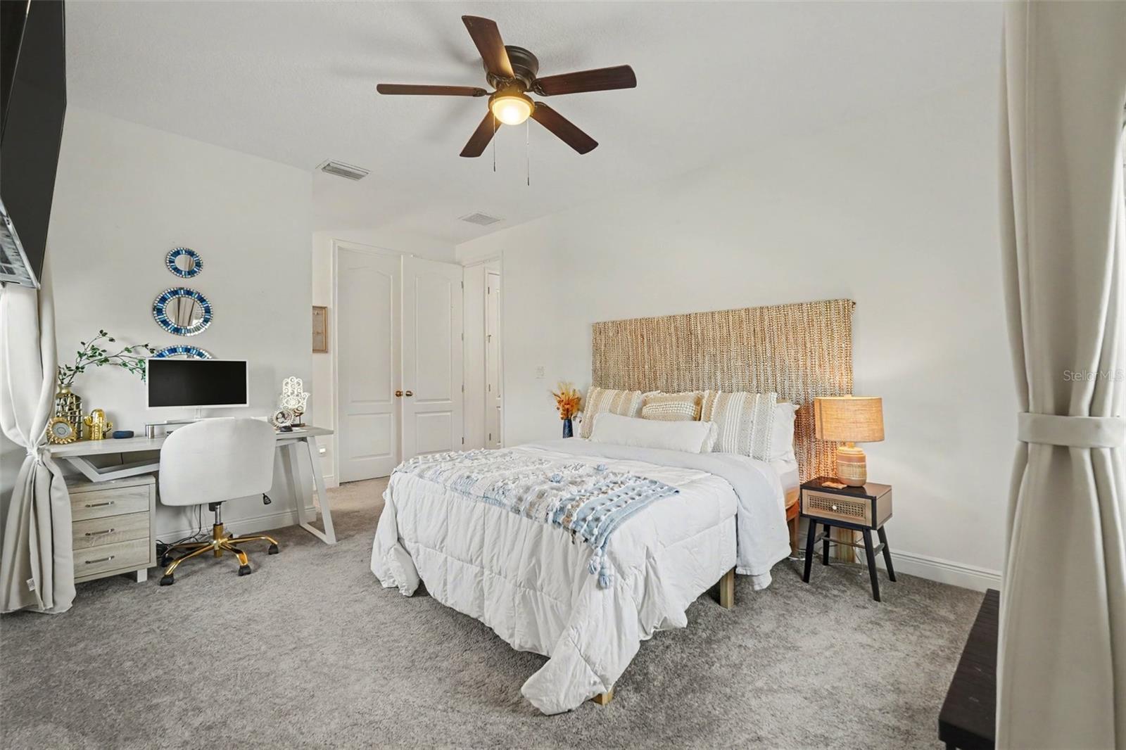 112 ELINA SKY DR — photo 25