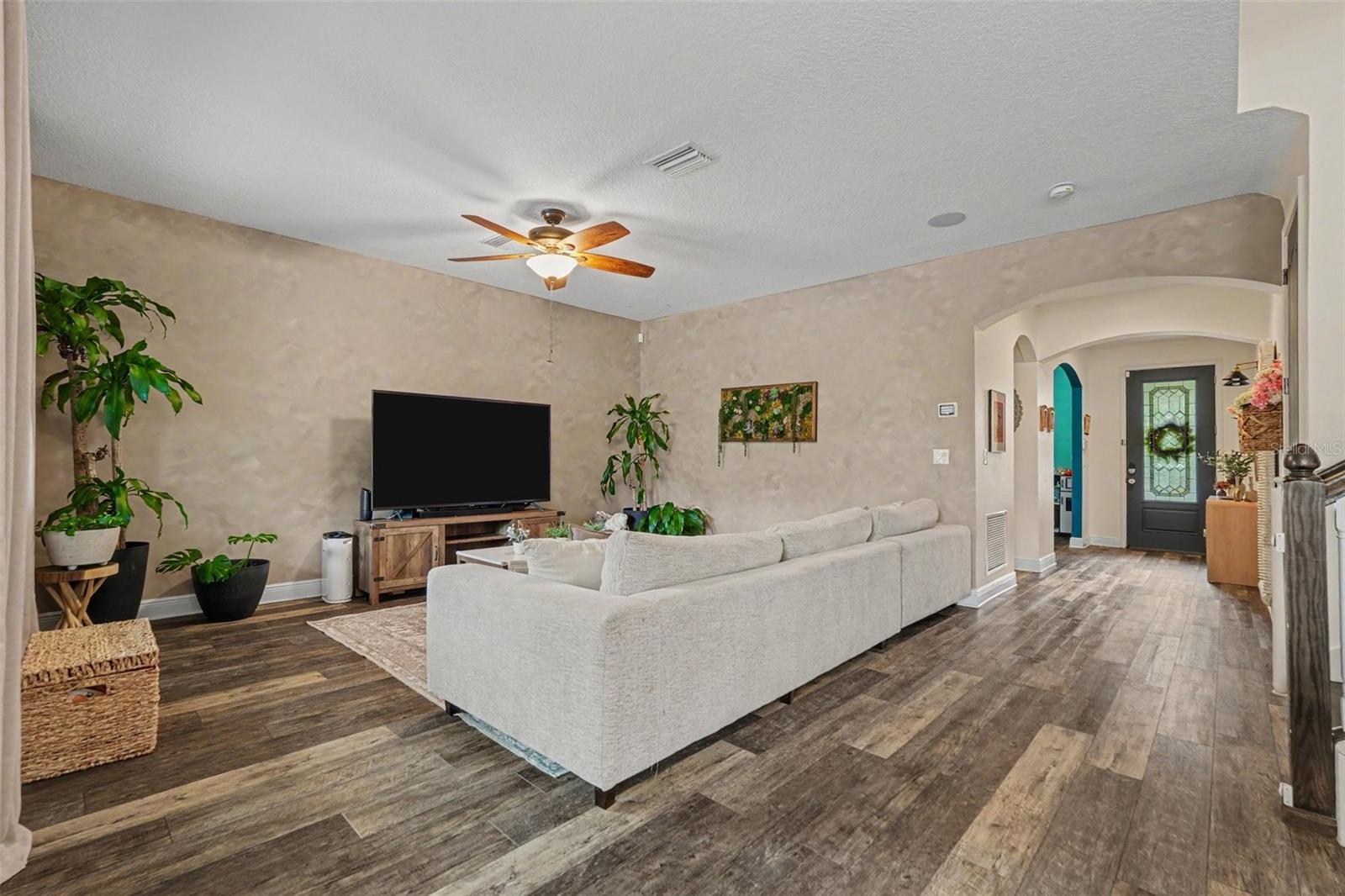 112 ELINA SKY DR — photo 9