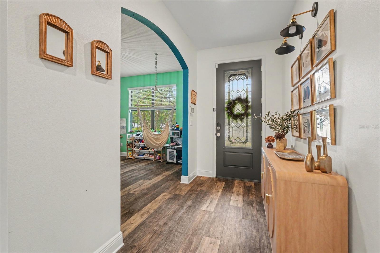 112 ELINA SKY DR — photo 6