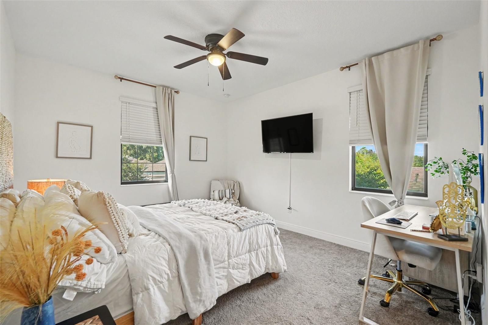 112 ELINA SKY DR — photo 26