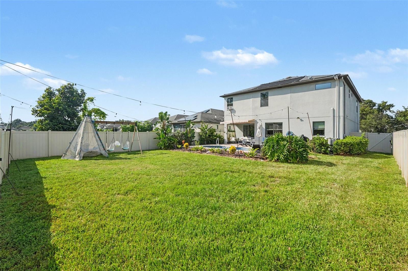 112 ELINA SKY DR — photo 35