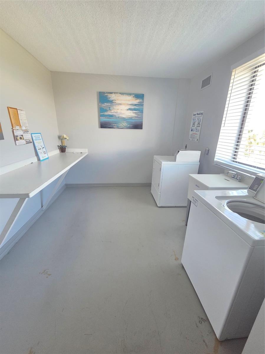 7100 SUNSHINE SKYWAY LN S #301 — photo 11