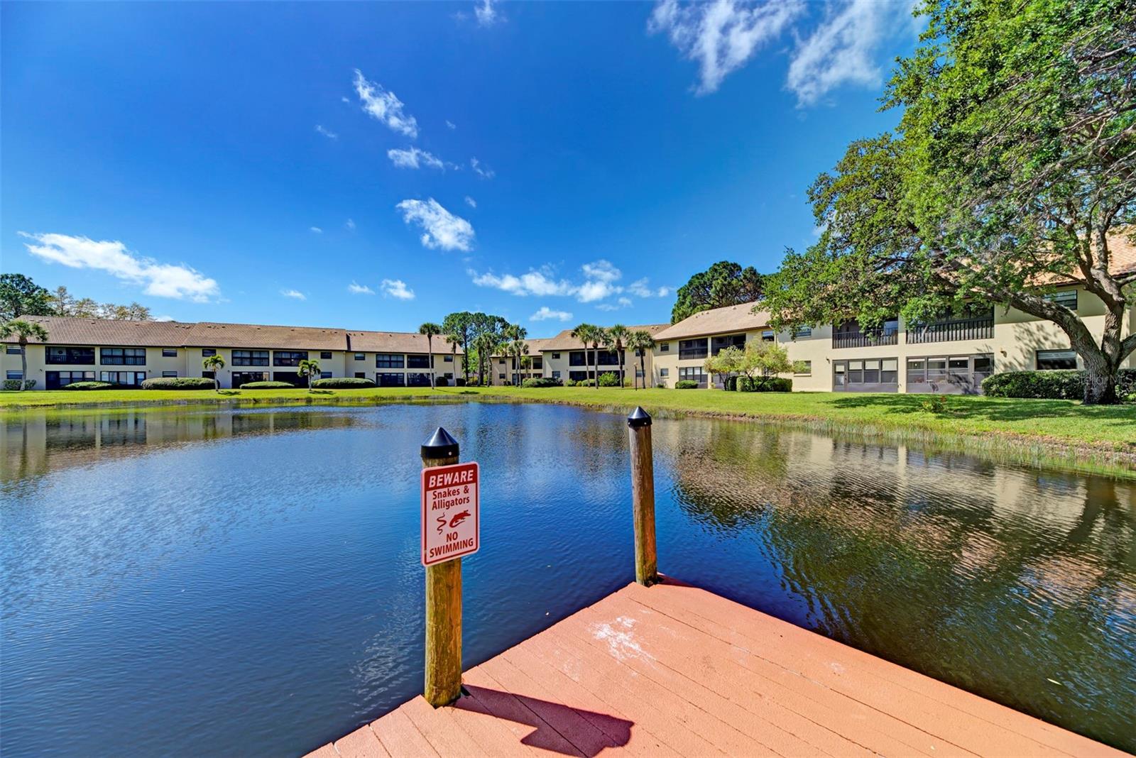 375 THREE LAKES LN #A — photo 45