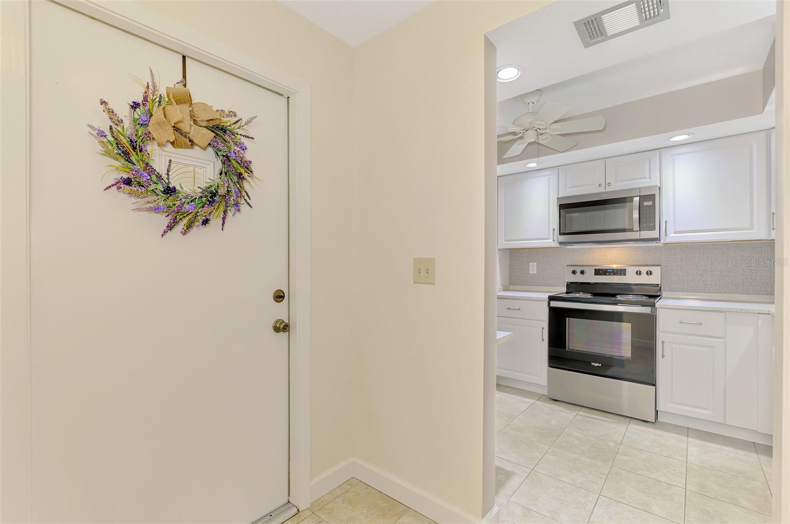 375 THREE LAKES LN #A — photo 8
