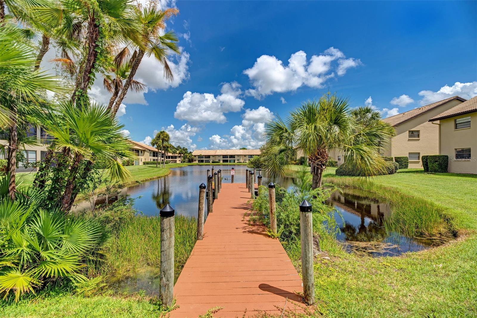 375 THREE LAKES LN #A — photo 37