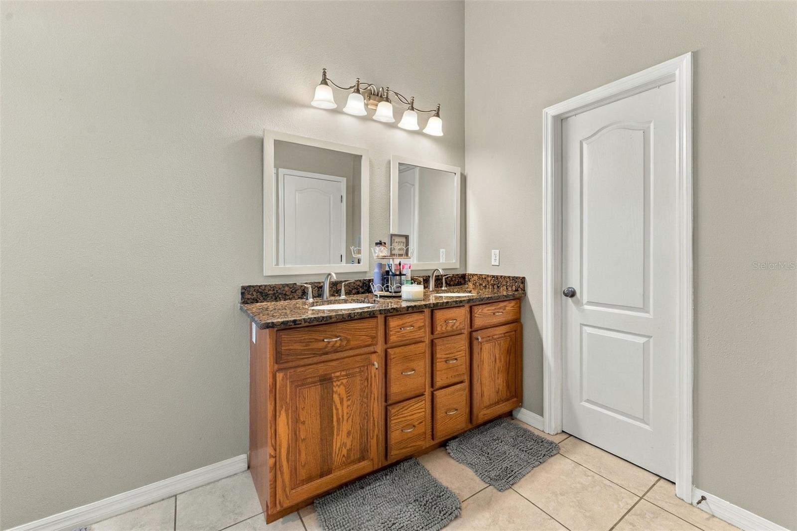 2333 TANBARK RIDGE PL — photo 20