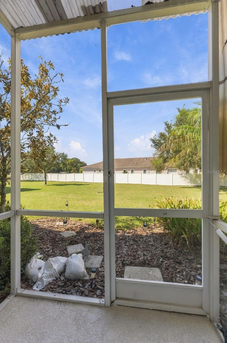 2333 TANBARK RIDGE PL — photo 30