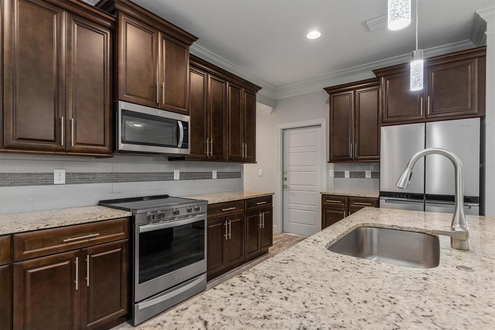 2420 SHEILA LN — photo 15