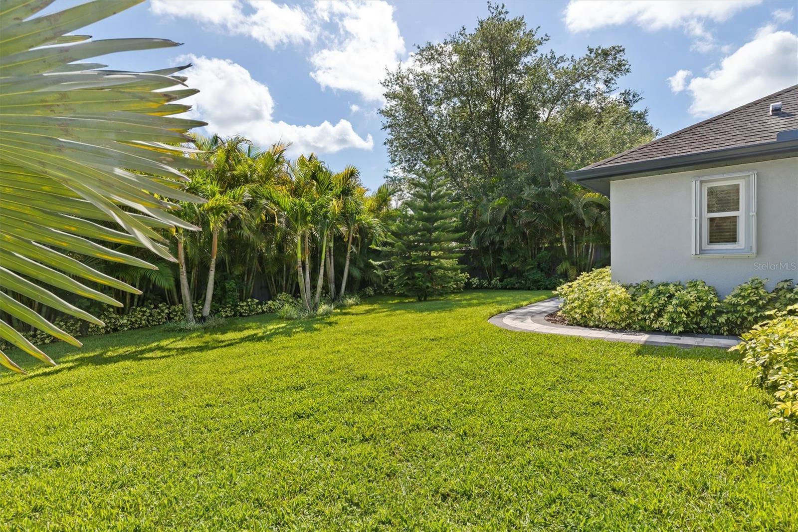 2420 SHEILA LN — photo 21