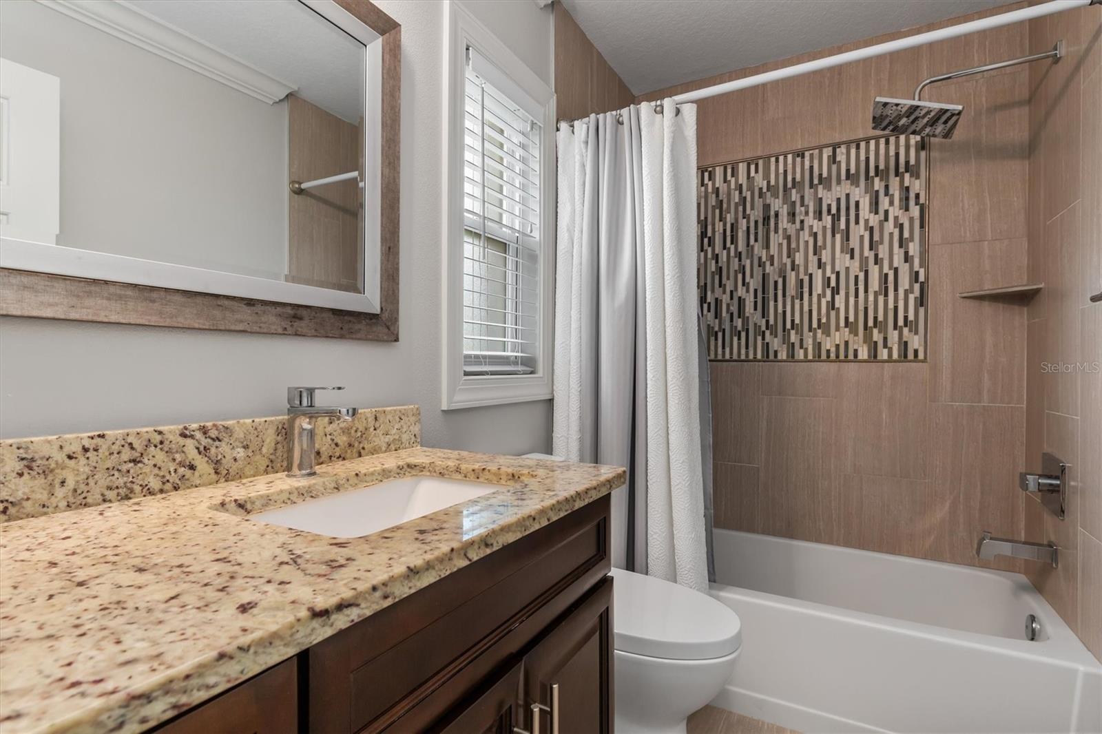 2420 SHEILA LN — photo 37