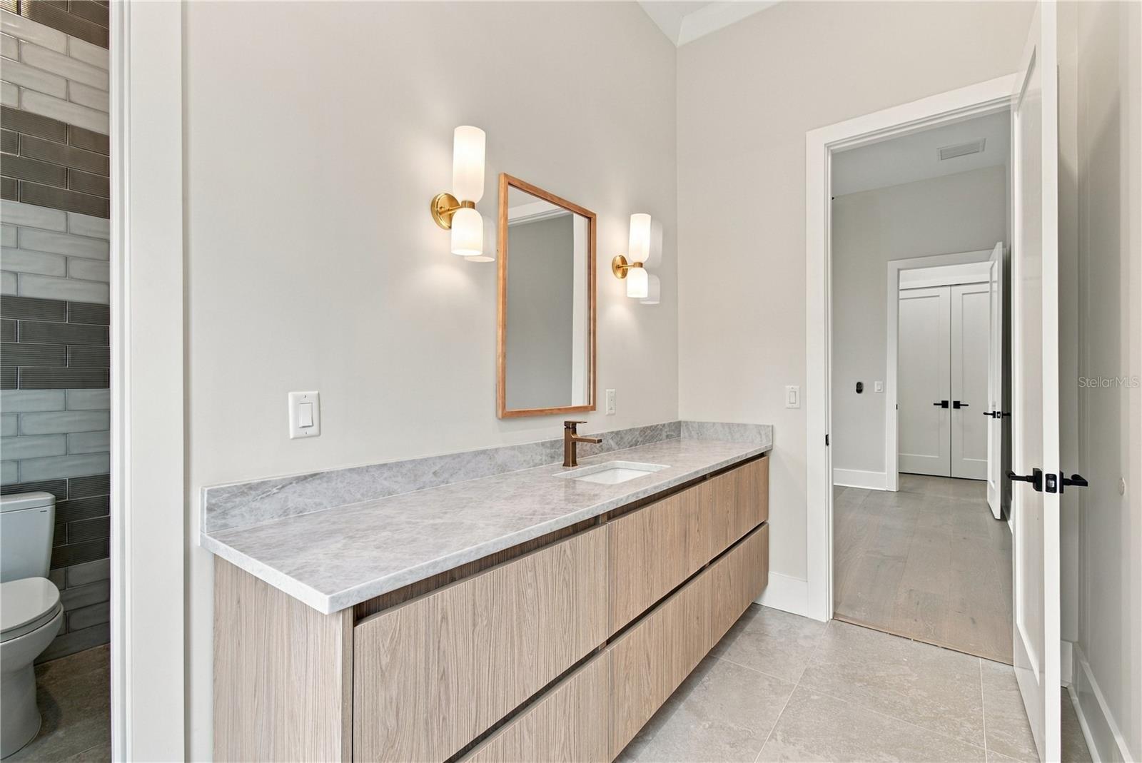 3615 S LIGHTNER DR — photo 56