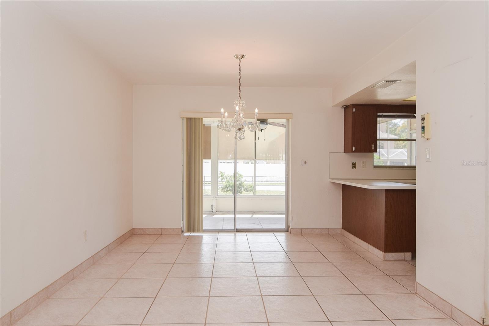 13594 MONALEE AVE — photo 5