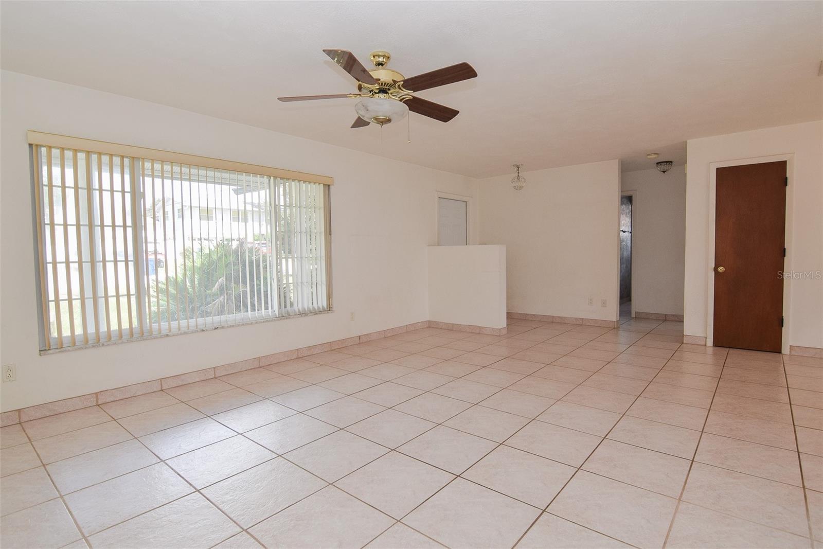 13594 MONALEE AVE — photo 8