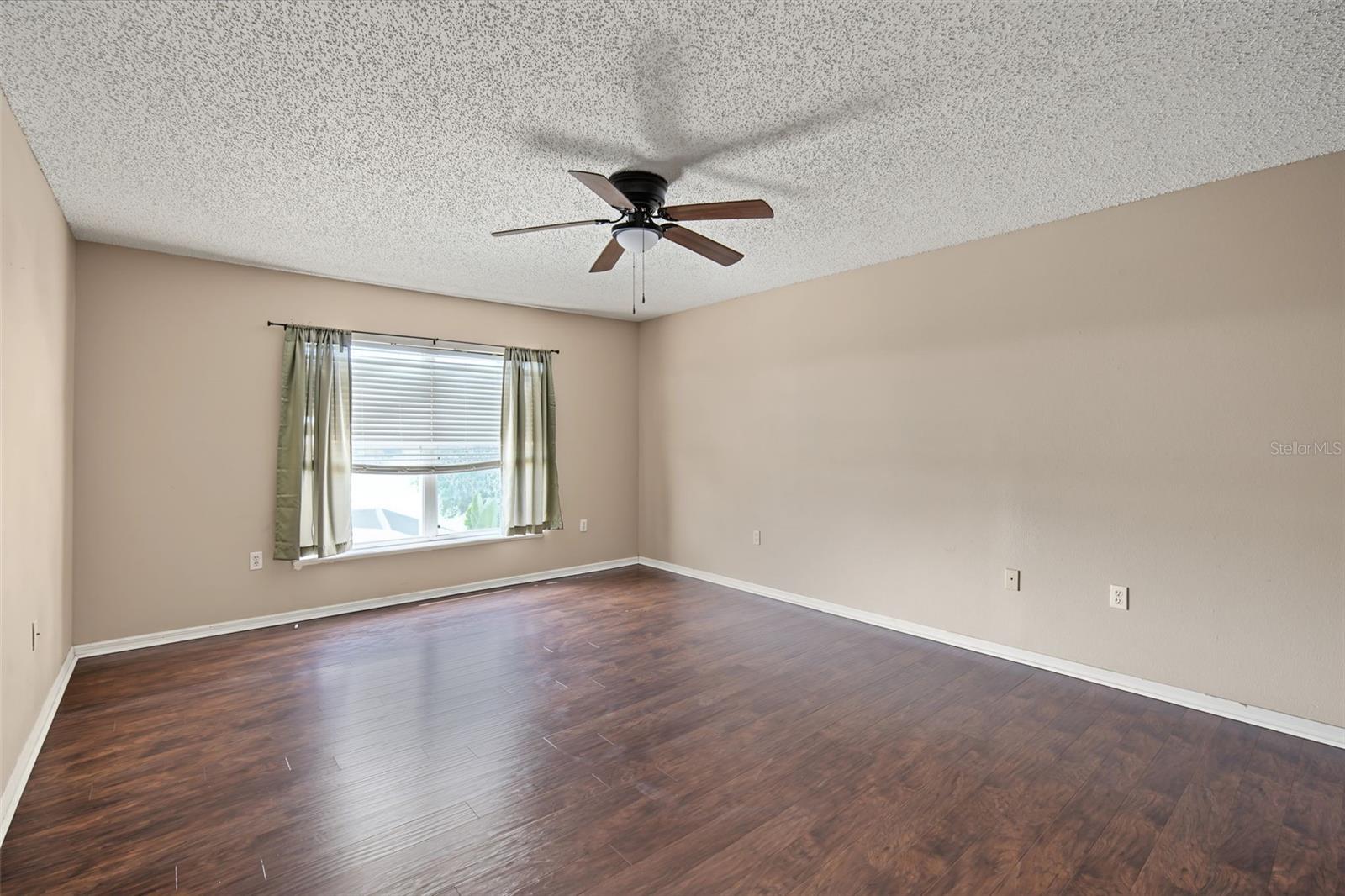 12927 LAKE VISTA DR — photo 28
