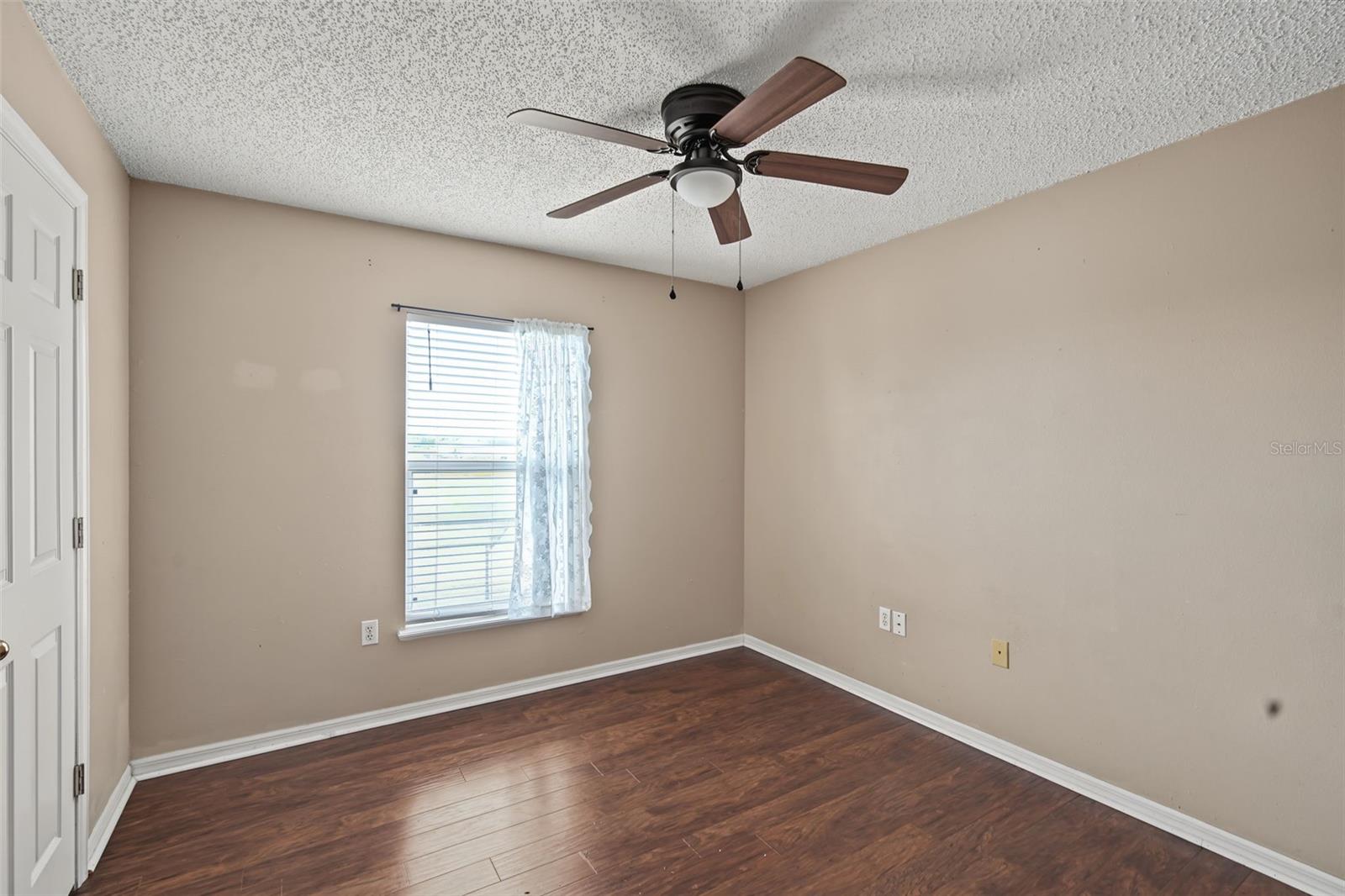 12927 LAKE VISTA DR — photo 25