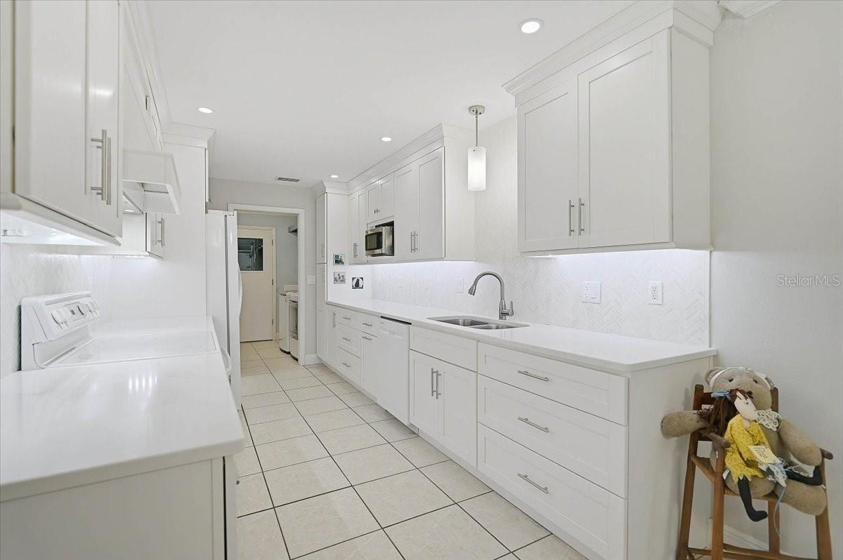 3416 WILKINSON WOODS DR #63 — photo 11