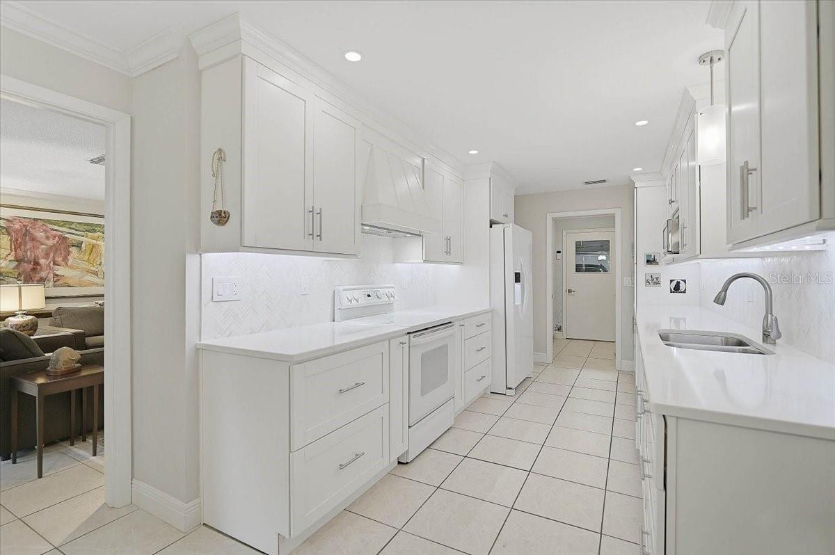 3416 WILKINSON WOODS DR #63 — photo 10