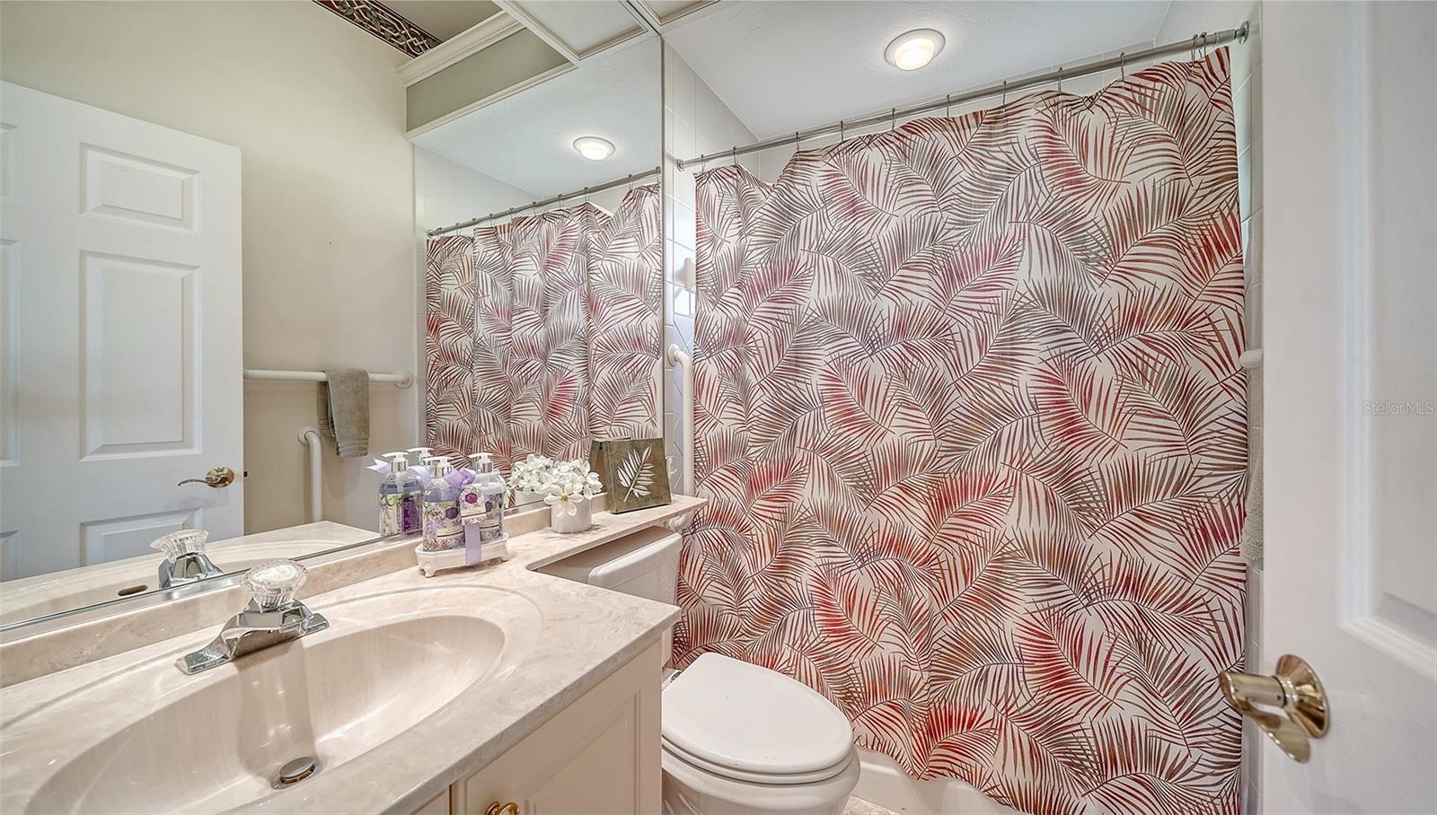 8922 BLOOMFIELD BLVD — photo 31